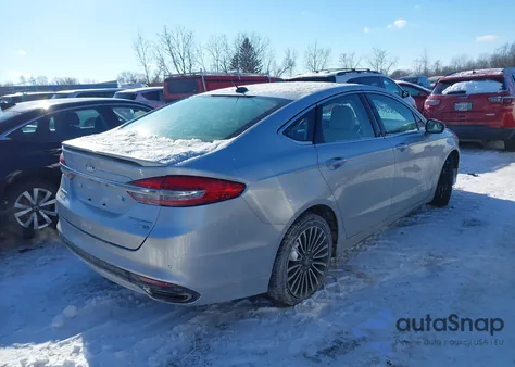 2018 Ford Fusion Titanium z USA, uszkodzony, nr VIN 3FA6P0D95JR219865